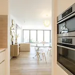 Apartman With Sea View *