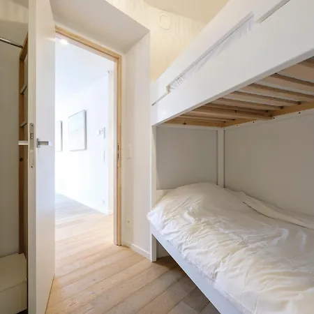 With Sea View Apartment
